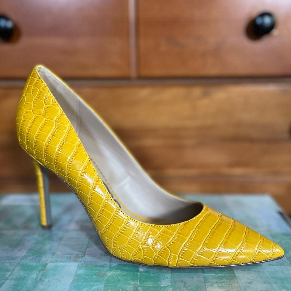 Sam Edelman Croc embossed leather Dijon classic pointy toe stiletto pumps